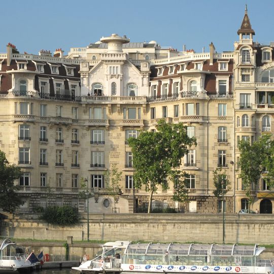 27 quai Anatole-France