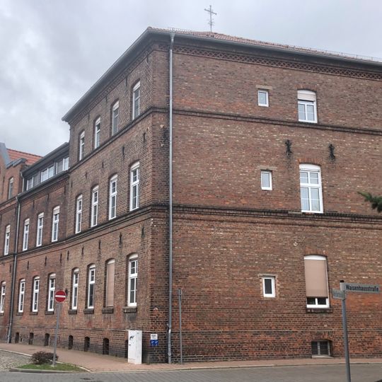 Alte Dorfstraße 10, 18, 21