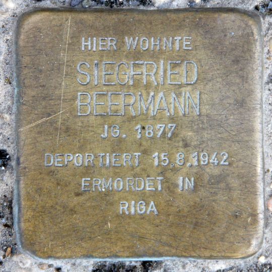 Stolperstein en memoria de Siegfried Beermann