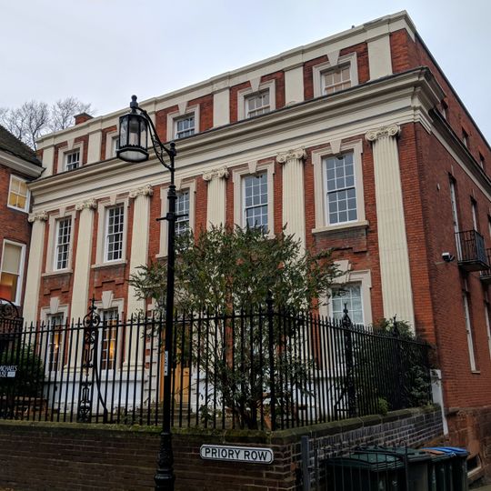 11, Priory Row