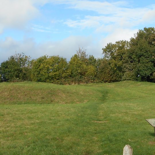 Long Buckby ringwork and bailey