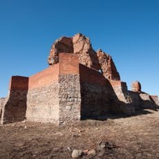 Bobrowniki Castle