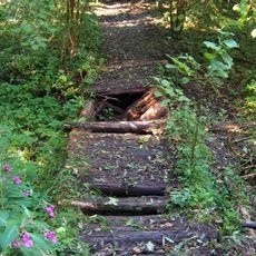 Lávka turistické stezky podél Lužnice přes potok pod Hlavinami