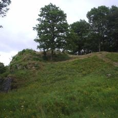 Dynge Castle