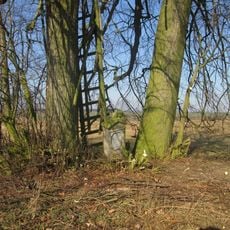 Kříž severně od Honezovic