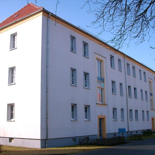 Mehrfamilienhaus der Wohnanlage Bahnhofsvorstadt August-Bebel-Straße 21a, 21b, 21c
