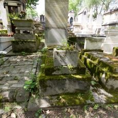 Grave of Leroux