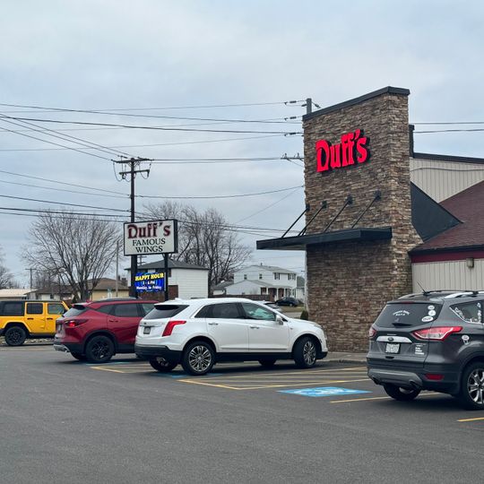 Duff's Famous Wings