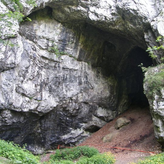 Grotte de Býčí skála
