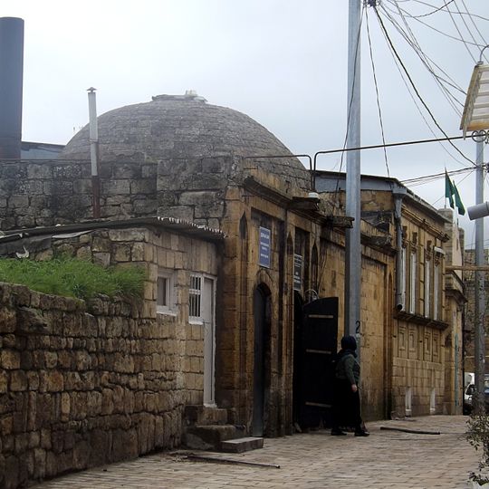 Девичья баня