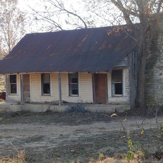 Newton Sutterfield Farmstead