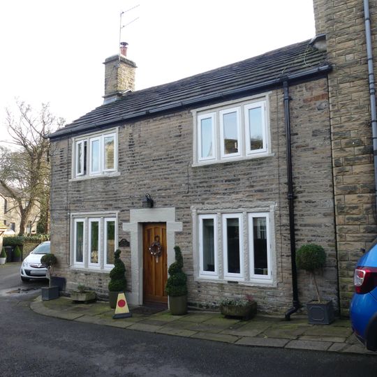 14, Church Street South