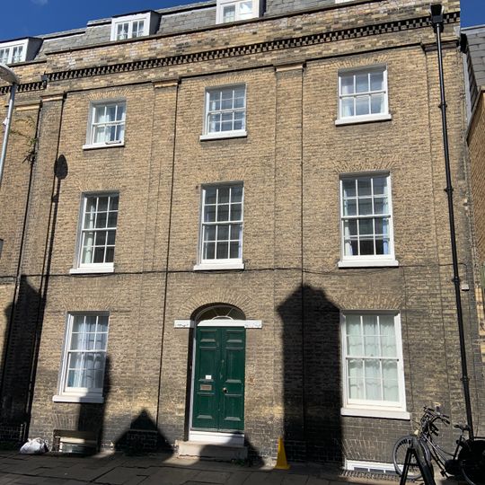 5, Pembroke Street