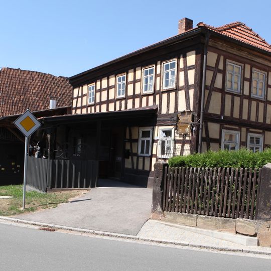 Zweigeschossiges Wohnstallhaus