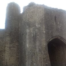 N Gatehouse At Ewenny Priory (house)