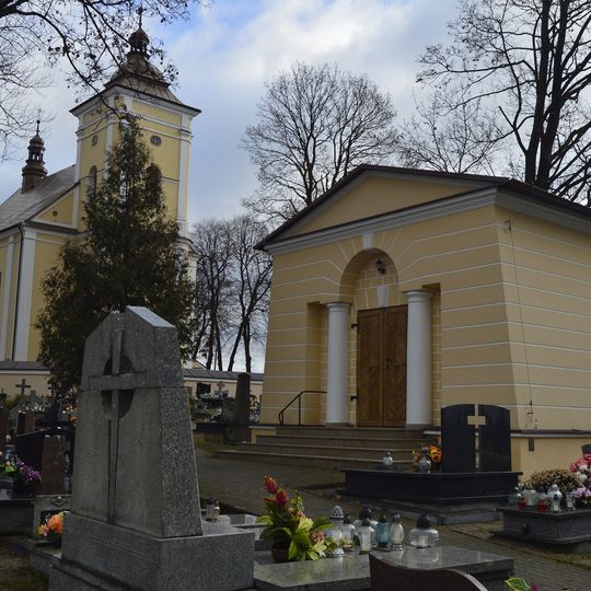 Kaplica grobowa Kozłowieckich w Majdanie Królewskim