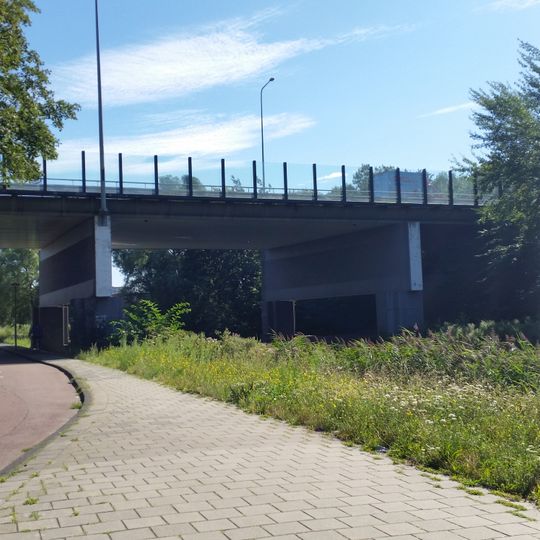 Brücke 1048