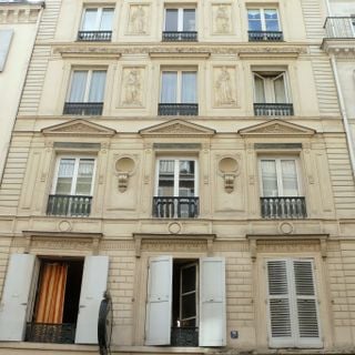 7 rue Pierre-Fontaine, Paris