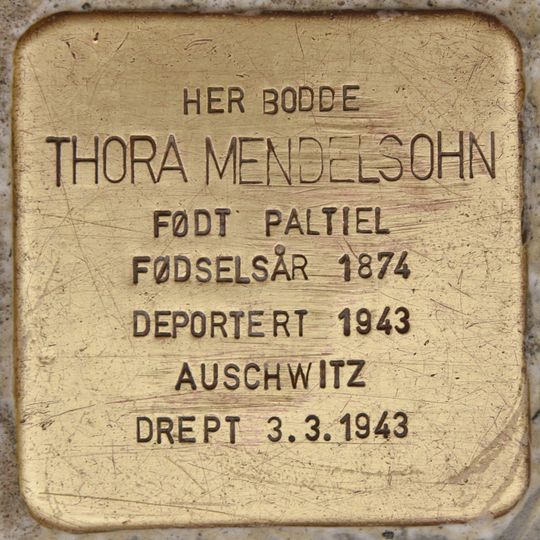 Stolperstein à la mémoire de Thora Mendelsohn, f. Paltiel