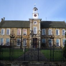 Garden Entrance Gates, Hinwick Hall