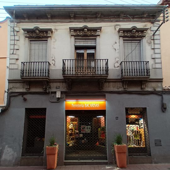 Casa al carrer Anselm Clavé, 30