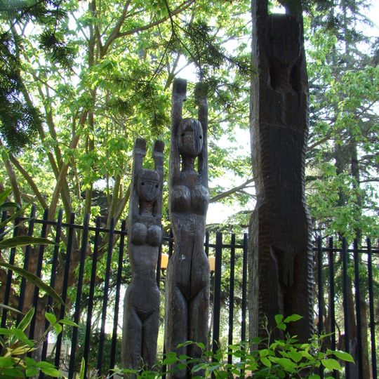 Monumento Recordatorio a Jenny Barra