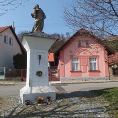 Boží muka se sochou svatého Antonína Paduánského