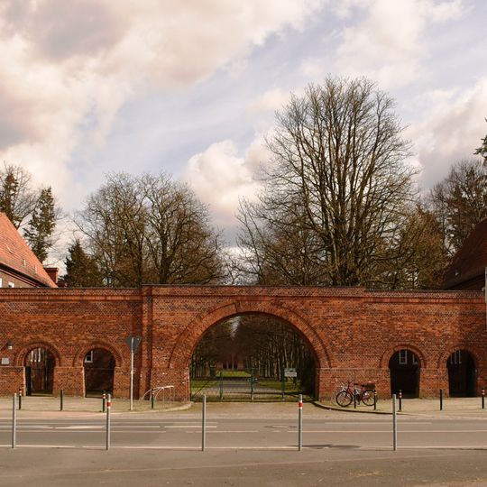 Eingangsbauten zum Stadtfriedhof Seelhorst