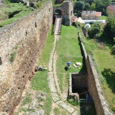 Fiľakovský hrad, priestor prístupový