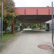 Entrance gate