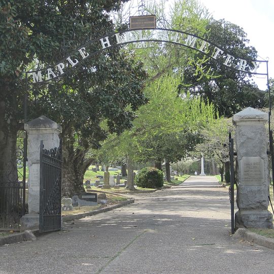 Maple Hill Cemetery