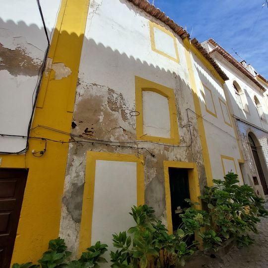 Casa na Rua dos Oleiros , 53 e 55