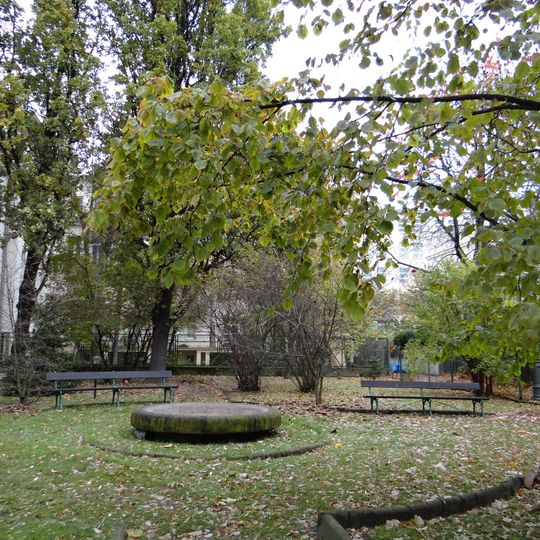 Ogród zespołu domów Spółdzielni Budowlano-Mieszkaniowej Ognisko