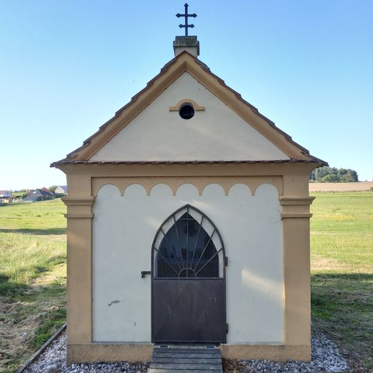 Kaple východně od Semněvic