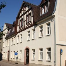 Wohnhaus in geschlossener Bebauung
