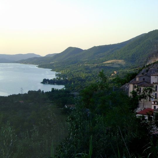 Lago di Bomba