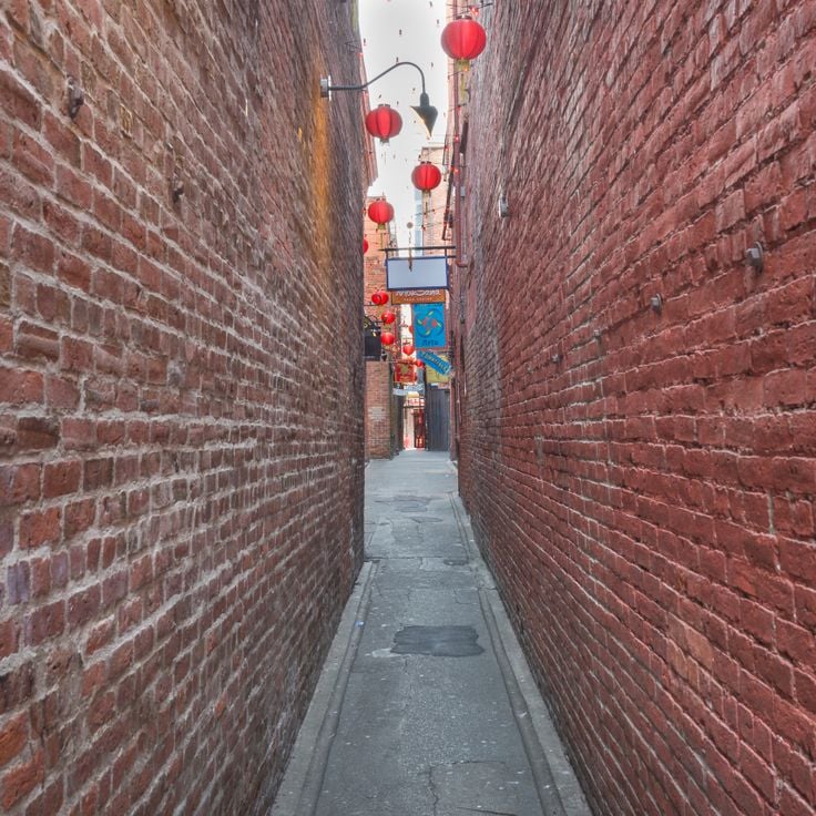 Fan Tan Alley