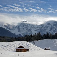 Landschaft südlich des Estergebirges