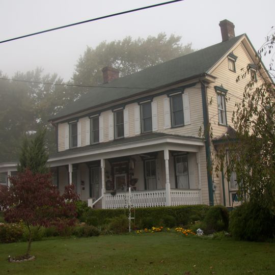 Andrew and Jennie McFarlane House
