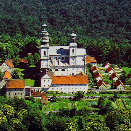 Klasztor, Aleja Konarowa 1 w Krakowie