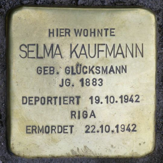 Stolperstein en memoria de Selma Kaufmann