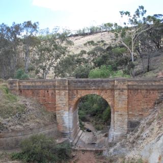 Bridge over Djerriwarrh Creek