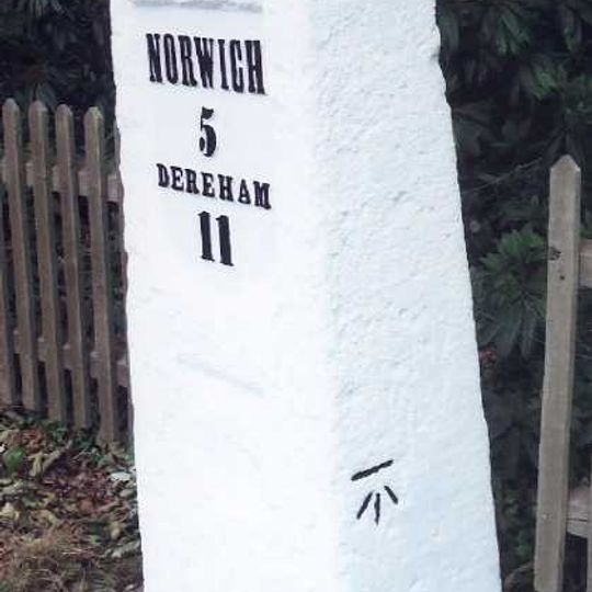 Milestone, Dereham Rd, 70yds W of Costessey Lodge entrance