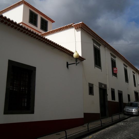 Edifício na rua dos Ferreiros, n.º 113