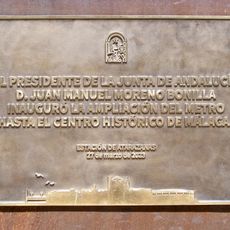 Placa a la Ampliación del Metro
