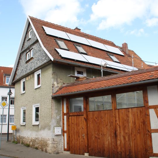 Hüttenbergstraße 2