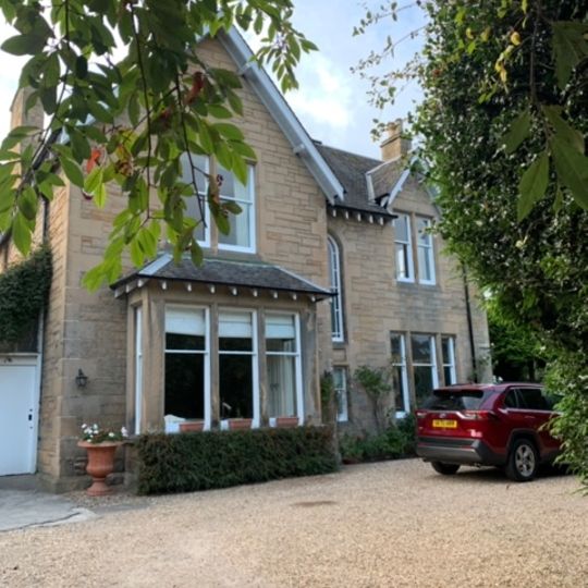 Edinburgh, 44 Polwarth Terrace