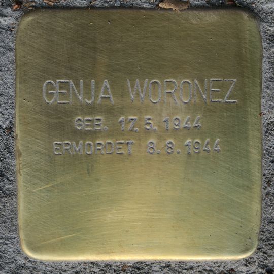 Stolperstein dedicated to Genja Woronez