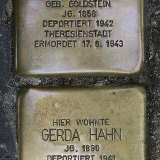 Stolperstein en memoria de Berta Hahn