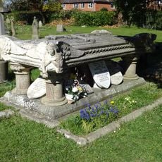 Monument to Speer family in Great Malvern Cemetery
